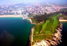 Vista aérea del club de golf Mataleñas en Santander